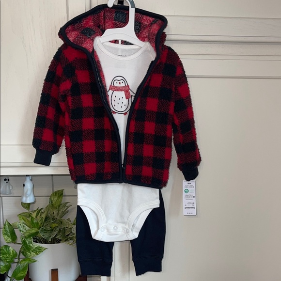 Carter's Plaid Gender Neutral Set - Picture 1 of 5